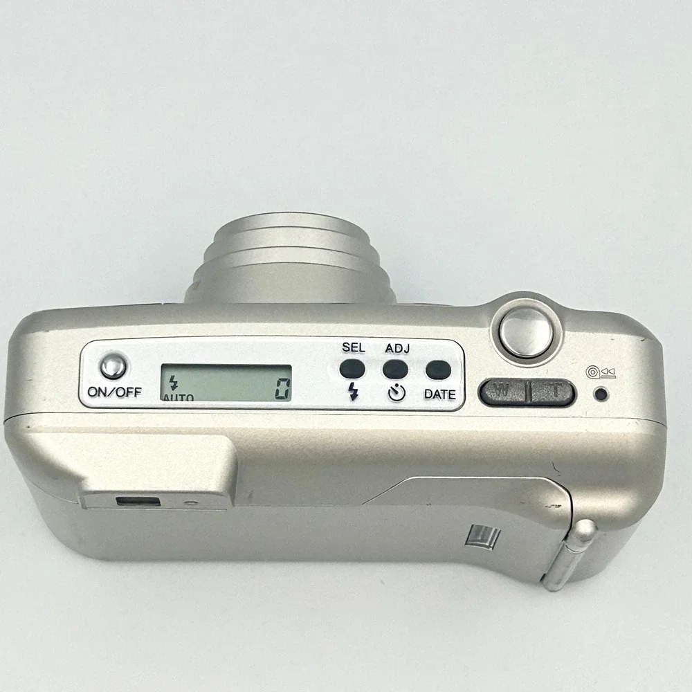 Vintage Minolta 110 Zoom 35mm‎ Film Camera Point & Shoot Silver TESTED Working